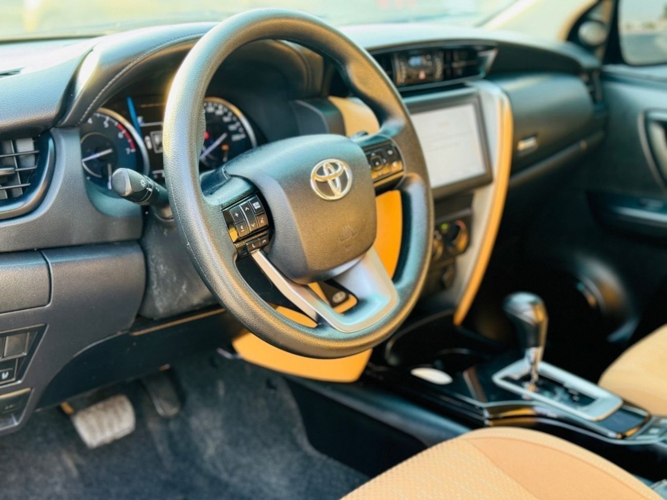 Toyota Fortuner Toyota fortuner 2021 Full option V4