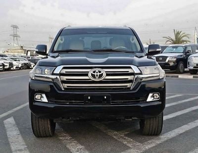 Toyota Land Cruiser GXR V6 4.0/ FULL OPTION/ SUNROOF/ LEATHER / GCC / EXPORT ONLY / LOT#77934