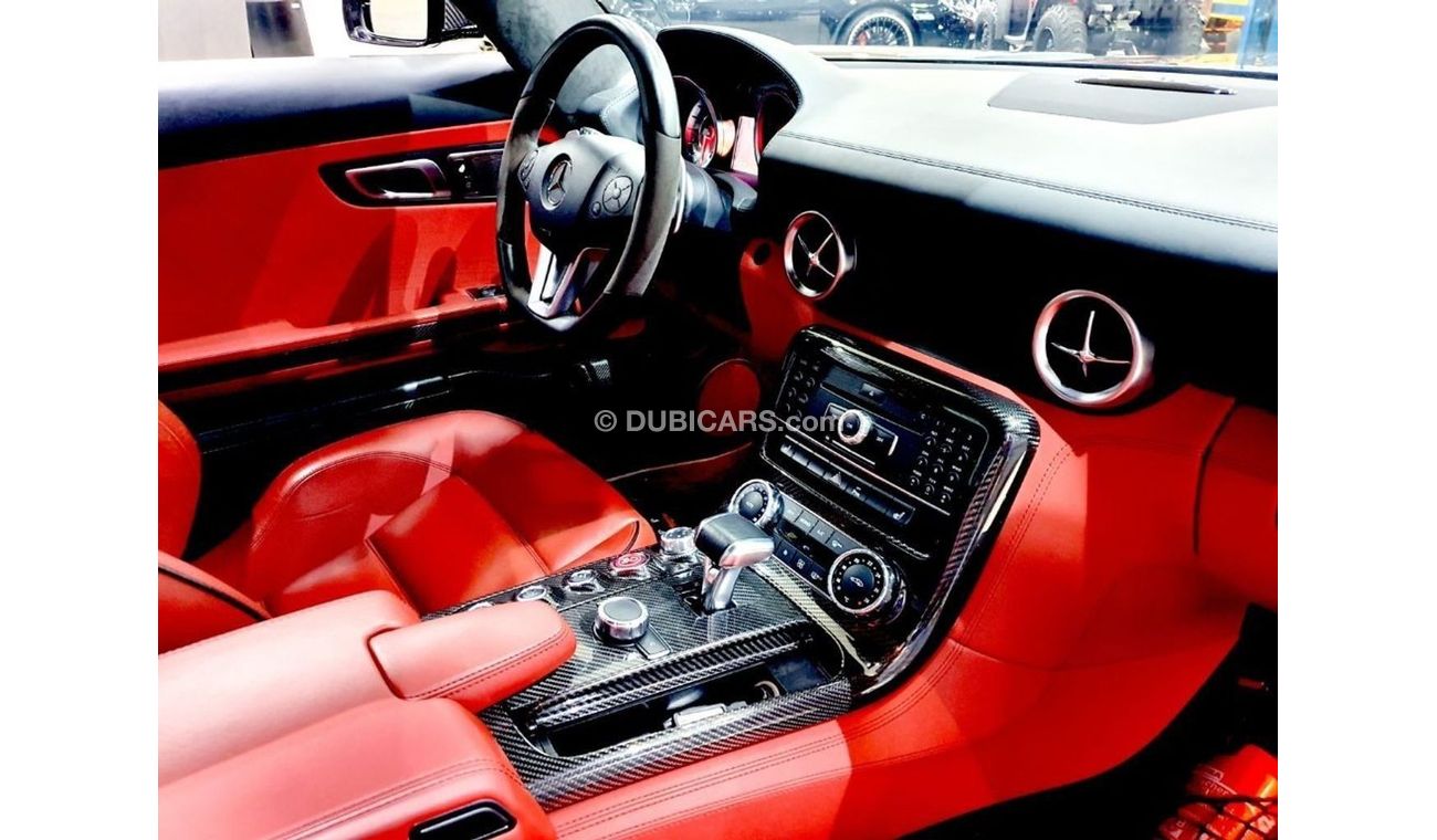 Mercedes-Benz SLS AMG 63 - 2011 - GCC - ONE YEAR WARRANTY