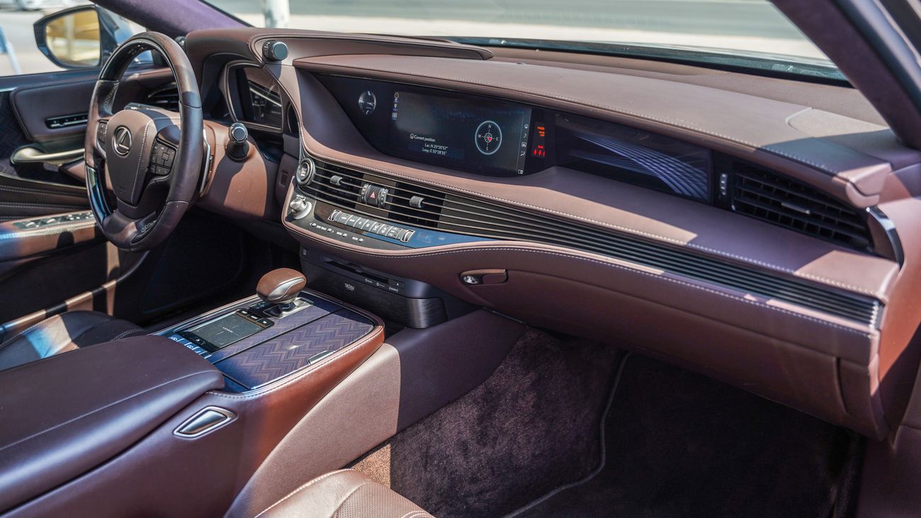 Lexus LS500