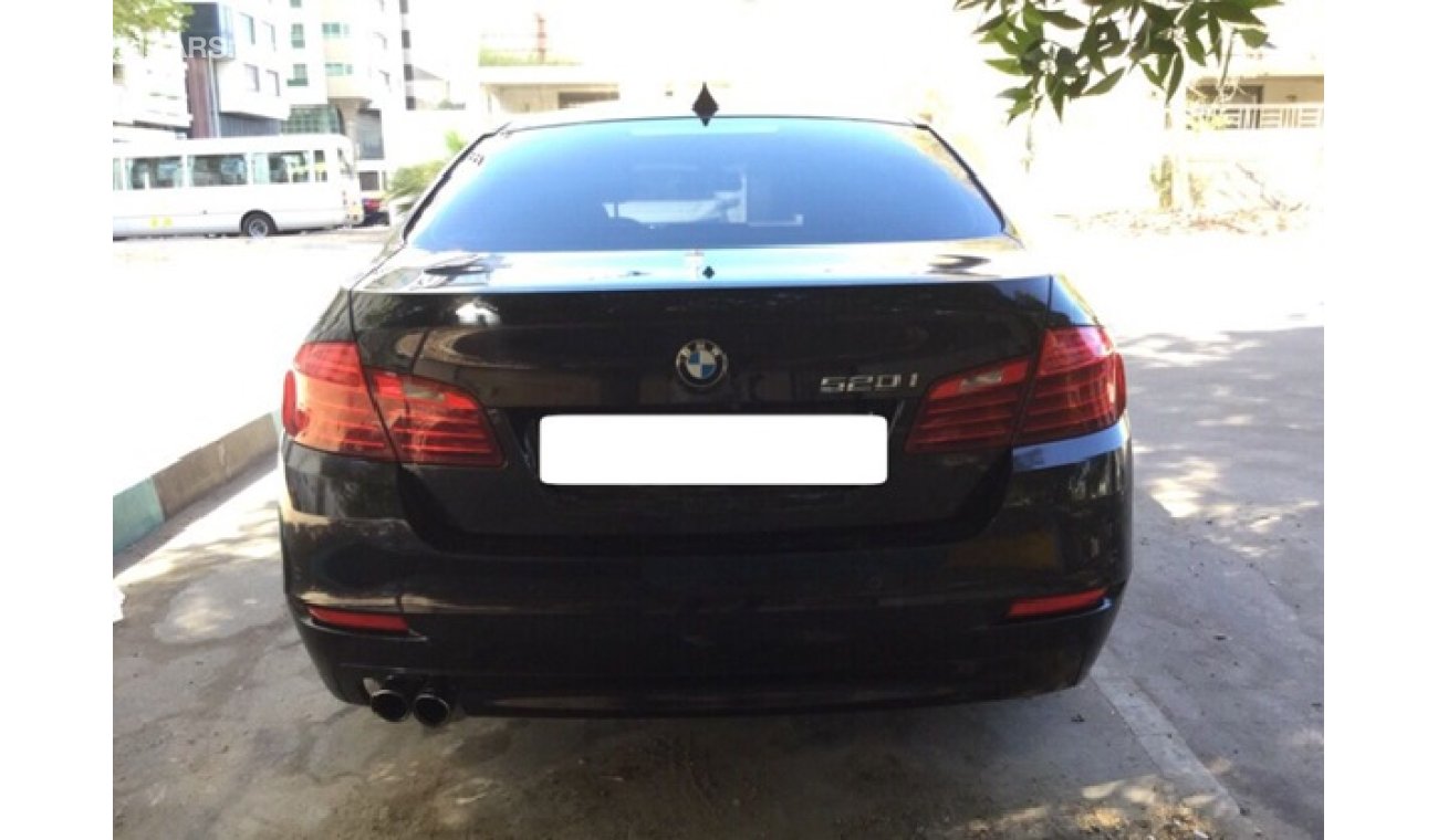 BMW 520i