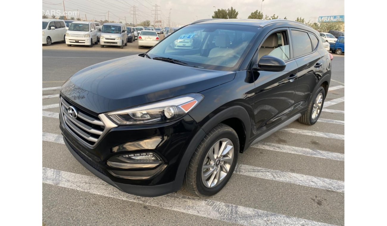 Hyundai Tucson 2017 HYUNDAI TUCSON AWD , MID OPTION