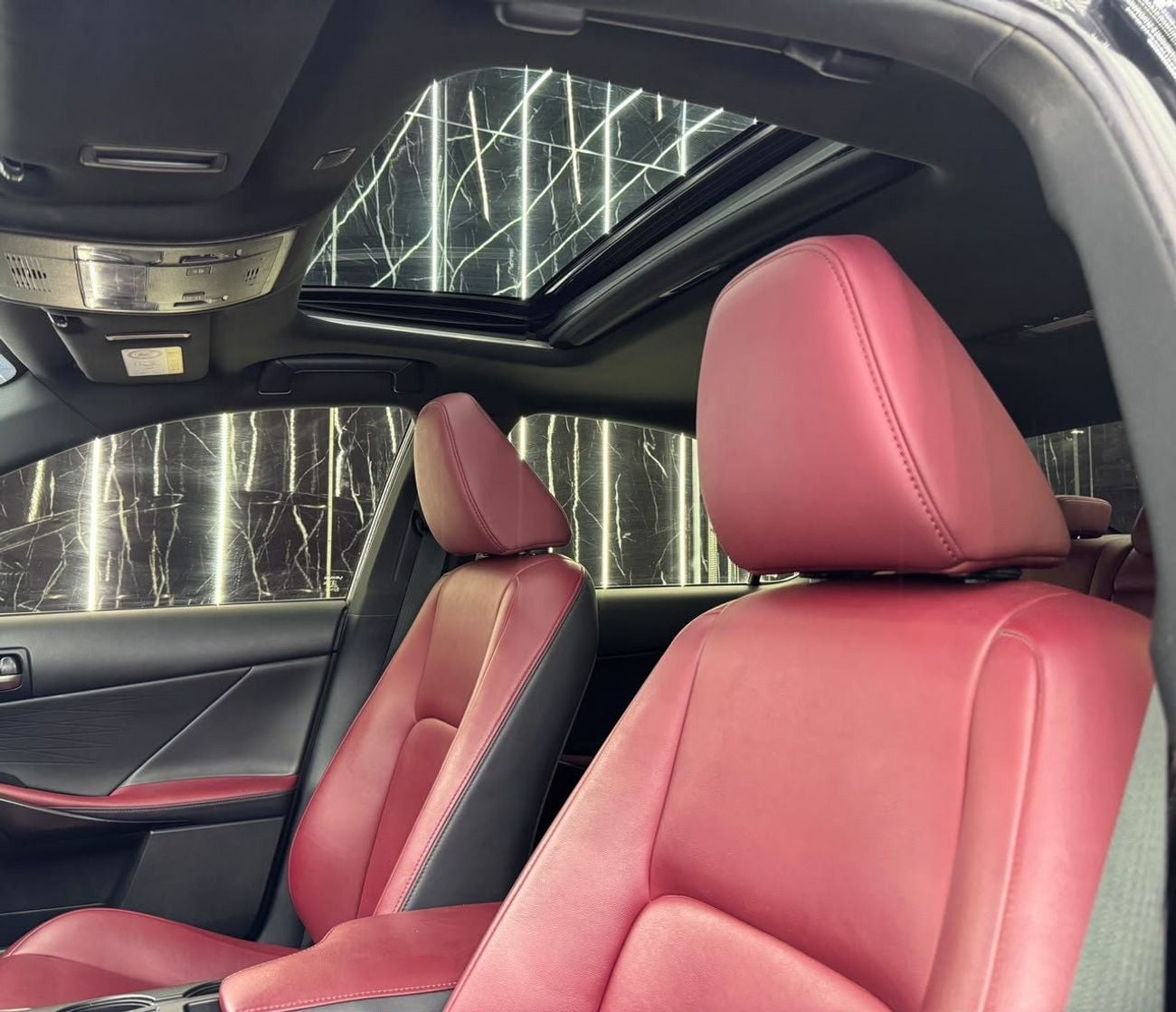 Lexus IS300 ELEGANT GCC | Al Futtaim warranty 2027 | Al Futtaim full service History