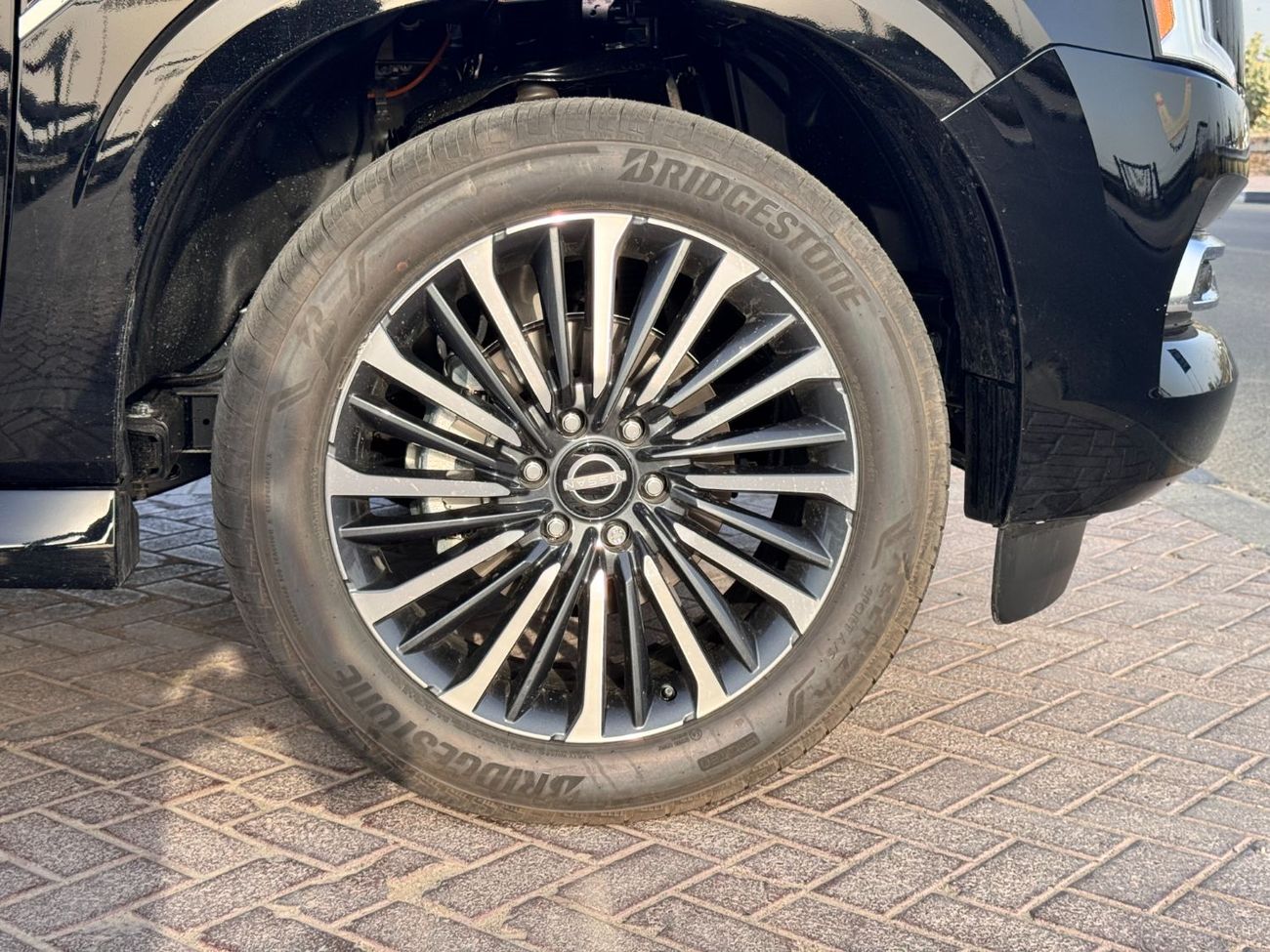 Nissan Armada 2025 NISSAN ARMADA PLATINUM RESERVE 3.5L V6 TWIN TURBO 425hp (INDIVIDUAL SEATS) BRAND NEW 0KM