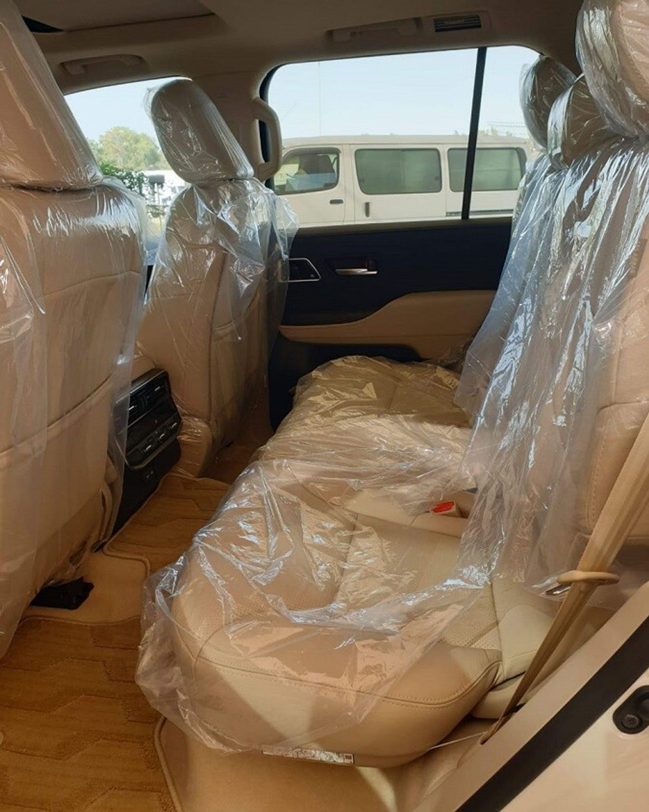 Toyota Land Cruiser LC300 3.5L TT VXR (PETROL)