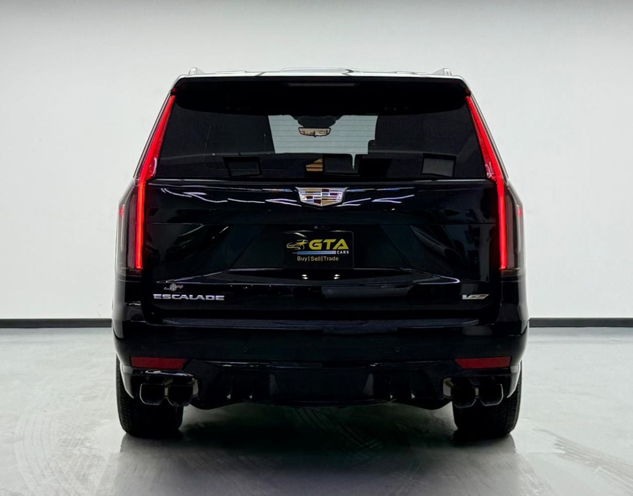 كاديلاك إسكالاد Escalade-V 6.2L 2023 Cadillac Escalade V, 2027 Cadillac Warranty, 2028 Cadillac Service Pack, GCC