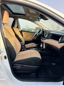 Toyota RAV4 XLE 4WD sunroof and Full Option