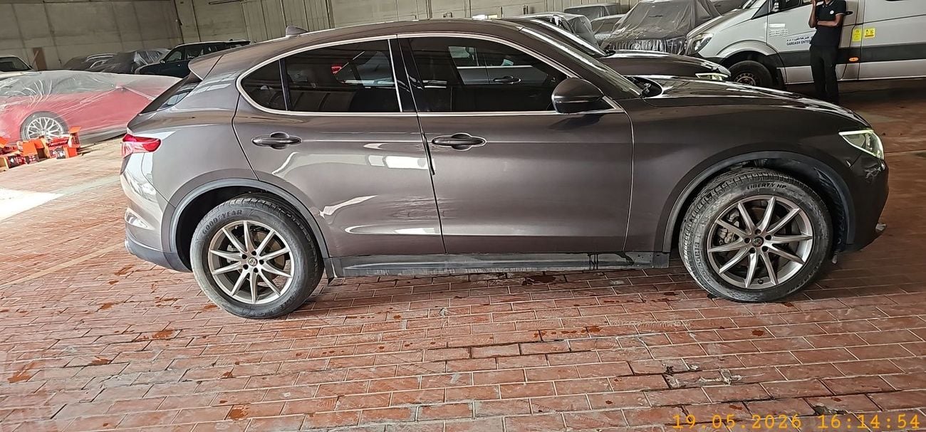 Alfa Romeo Stelvio SUPER 2.0