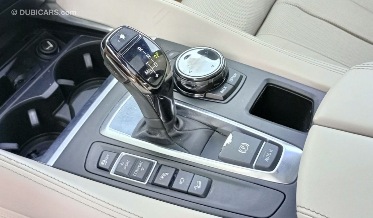 BMW X6 50i Luxury 4.4L V8 GCC