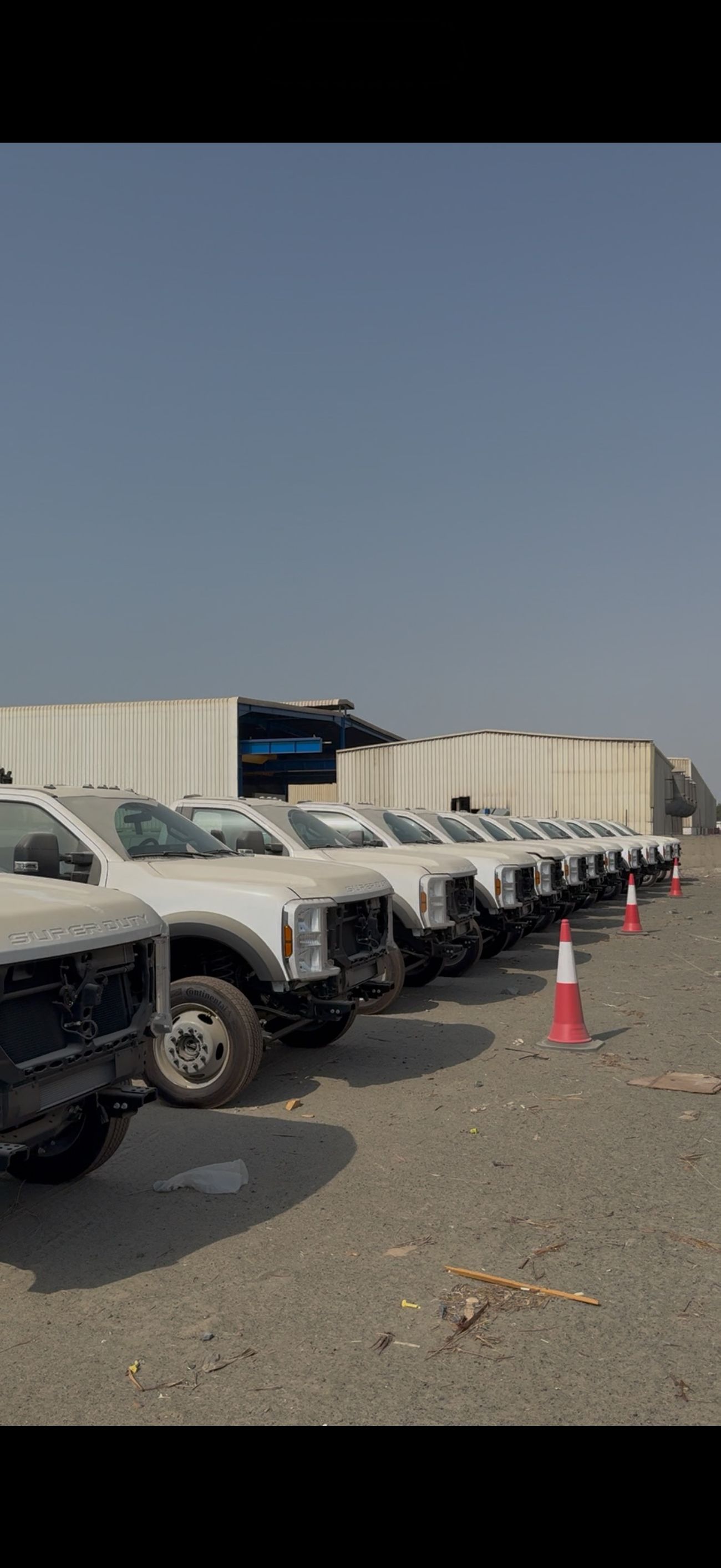 Ford F 550 XL CHASSIS CAB 4x4 6.7L POWER STROKE V8 TURBO DIESEL