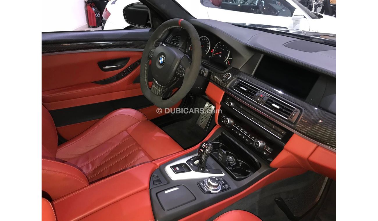 بي أم دبليو M5 - 2012 - GCC - ONE YEAR WARRANTY + FREE SERVICE -Immaculate Condition.