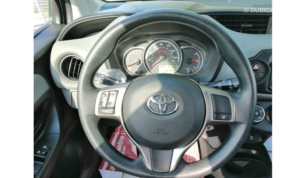 Toyota Yaris 1.3 hatch back