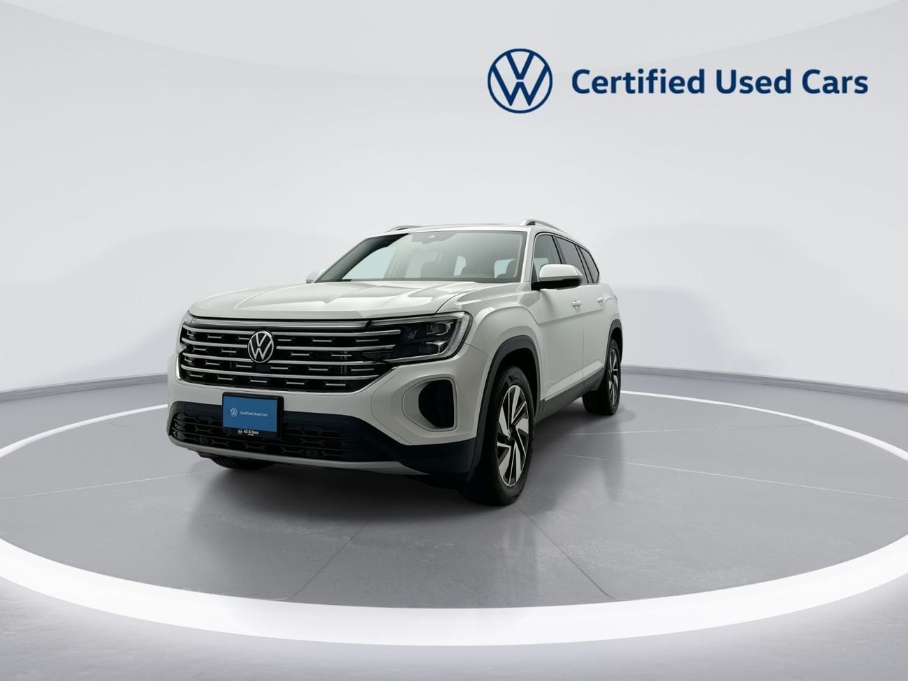 Volkswagen Teramont R-Line 3.6L R-Line 2L (Ref#40231) / 30,100 AED SAVINGS from New Car