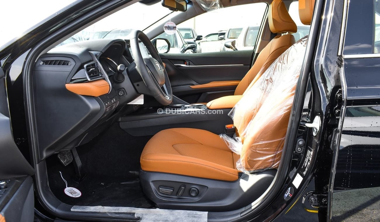 Toyota Camry TOYOTA CAMRY LUMIERE 2.5L HYBRID 2024 BLACK COLOR