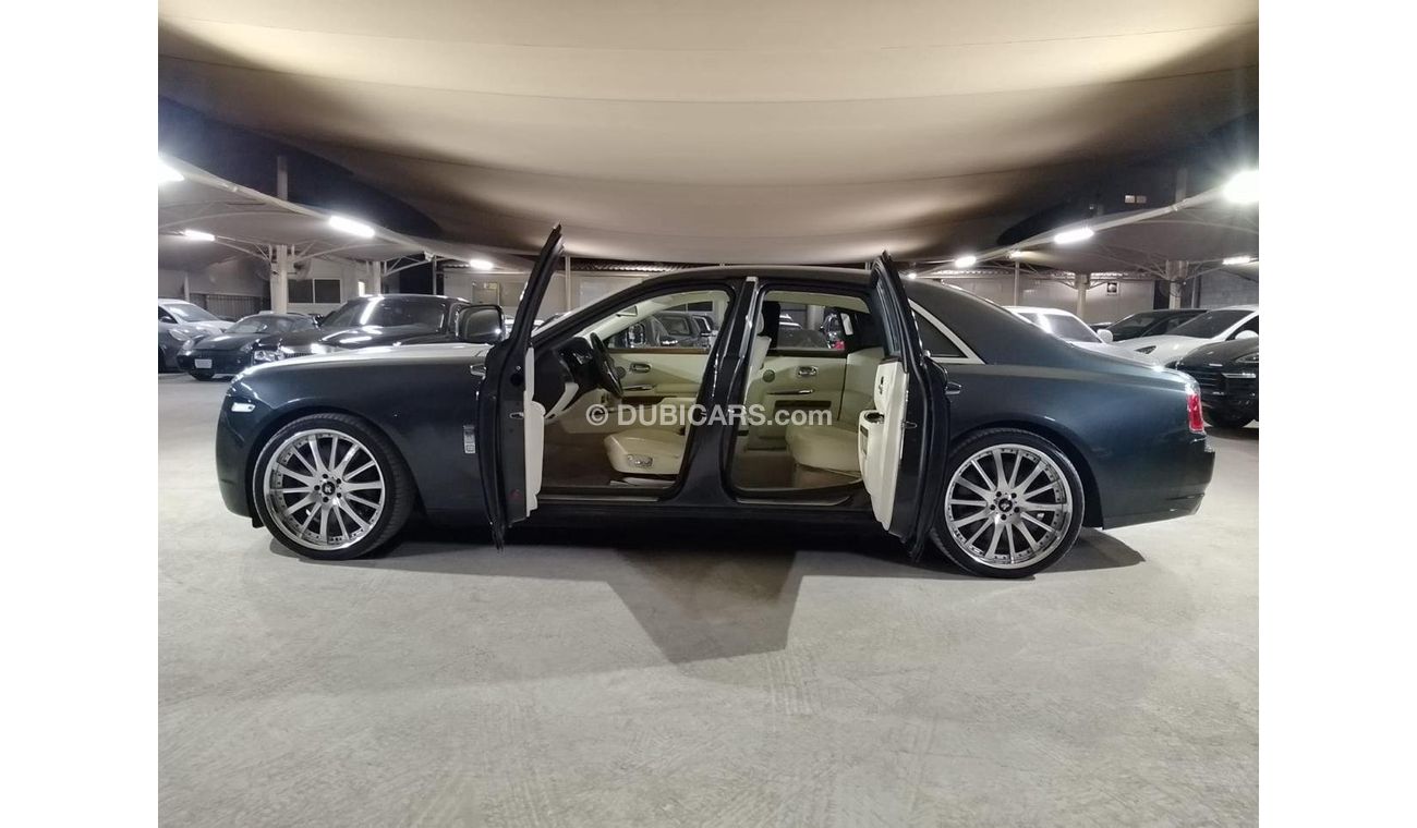 Used RollsRoyce Ghost 2010 for sale in Dubai 790267
