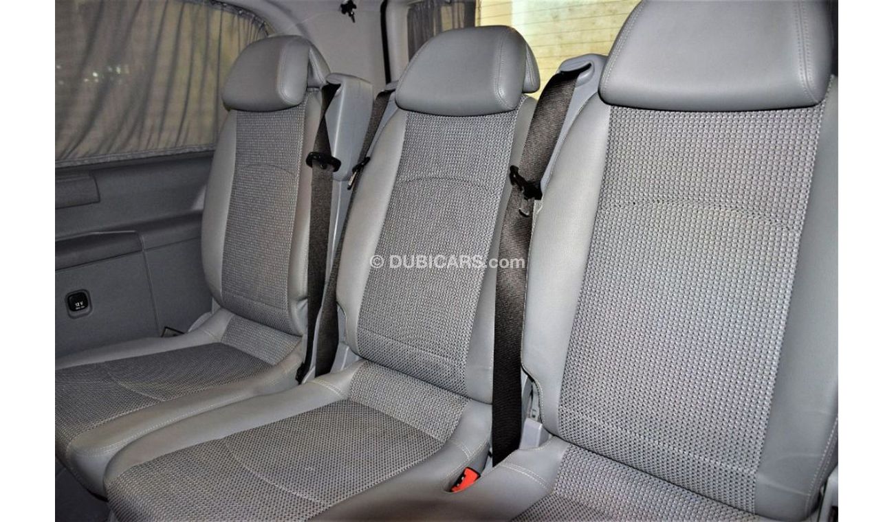 Mercedes-Benz Viano Luxury Family Van!  Trend 2009 Model!! in Silver Color! GCC Specs