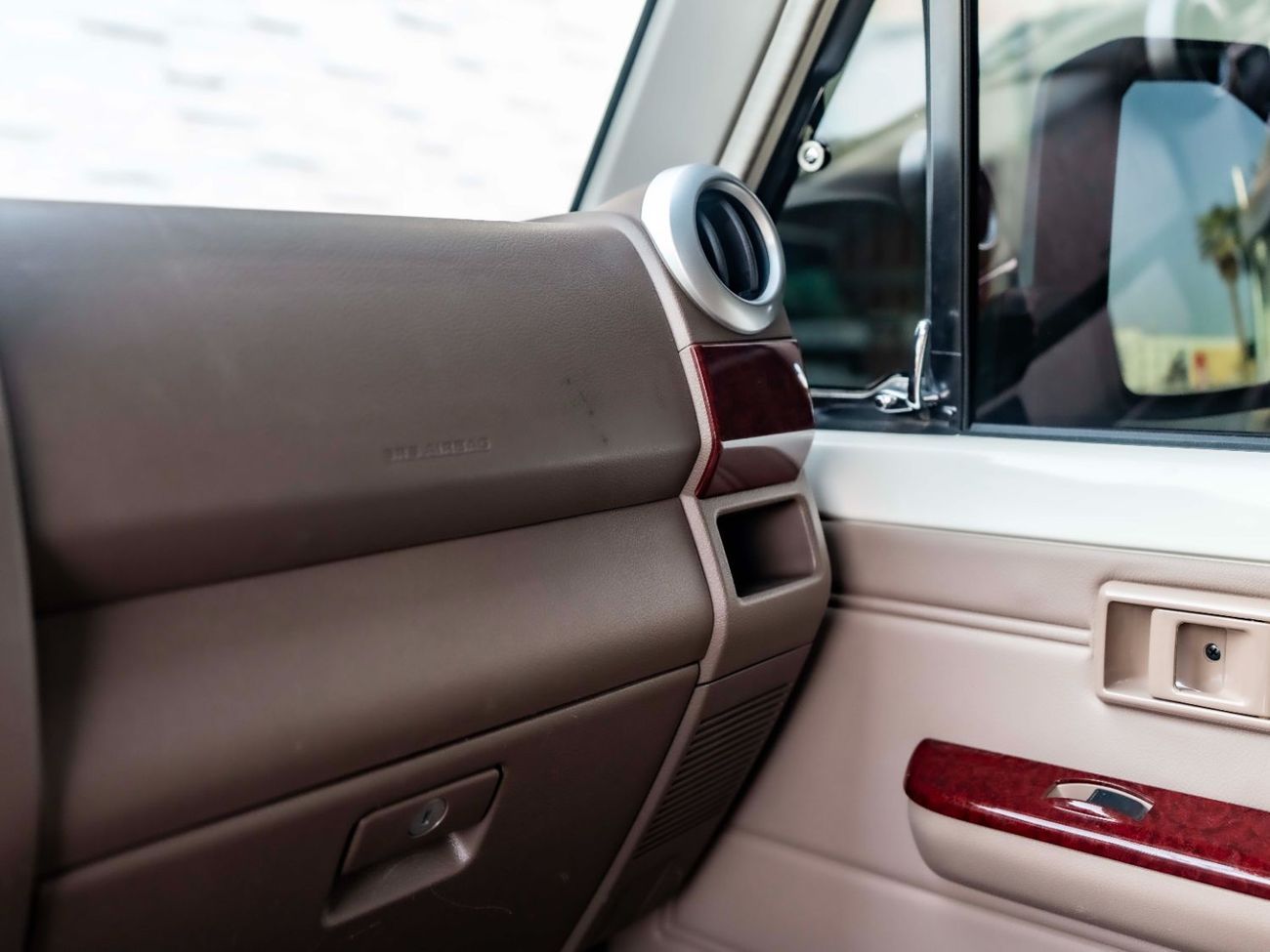 Toyota Land Cruiser 70 LC 70 Series 2DR (Manual)