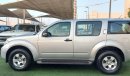 Nissan Pathfinder Gulf - Accident Free - No. 2 - Screen - Rings - Excellent condition, you do not need any expenses