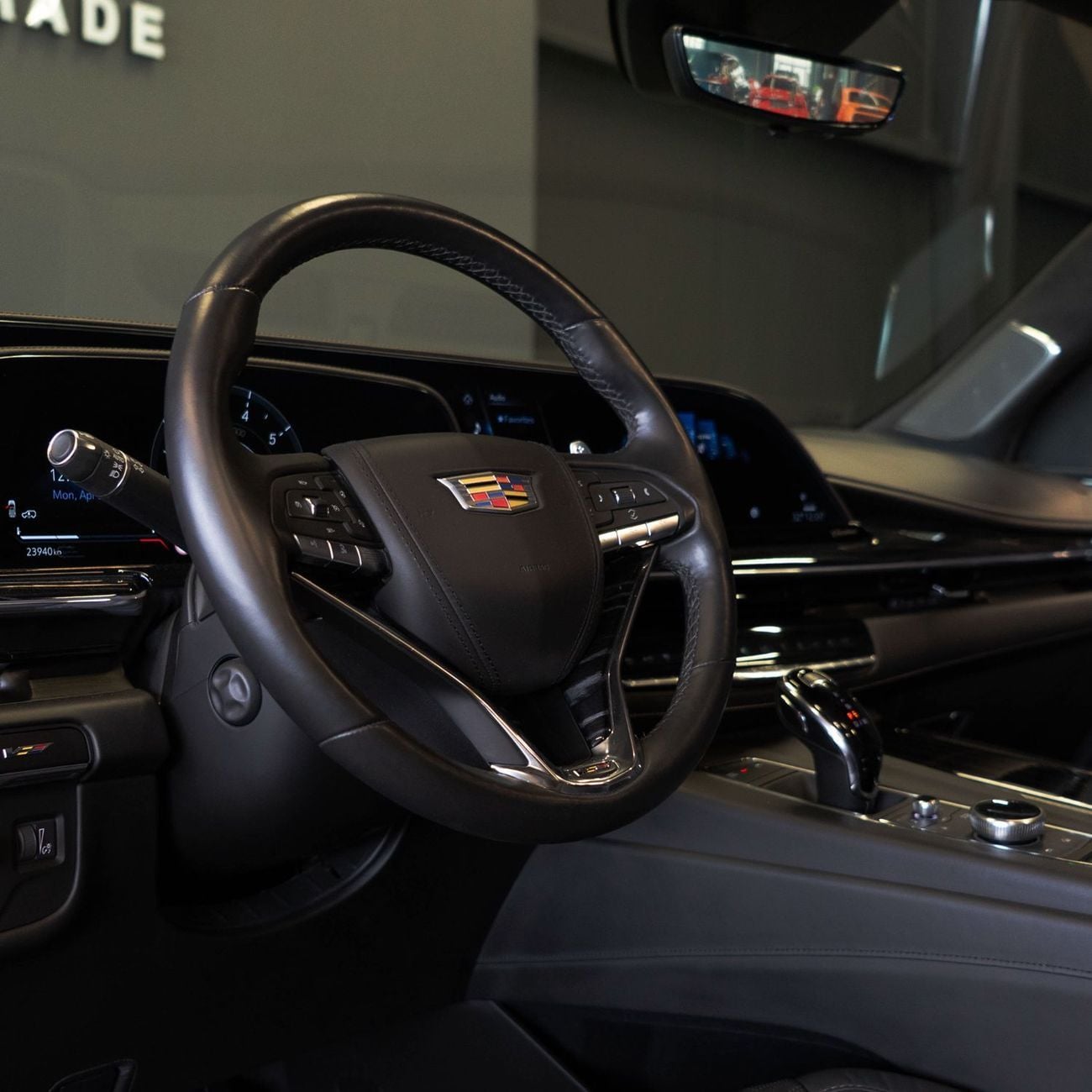 Cadillac Escalade Escalade-V 6.2L AED 8,240 p.m • 0% Downpayment • Cadillac Escalade V  • Agency Warranty