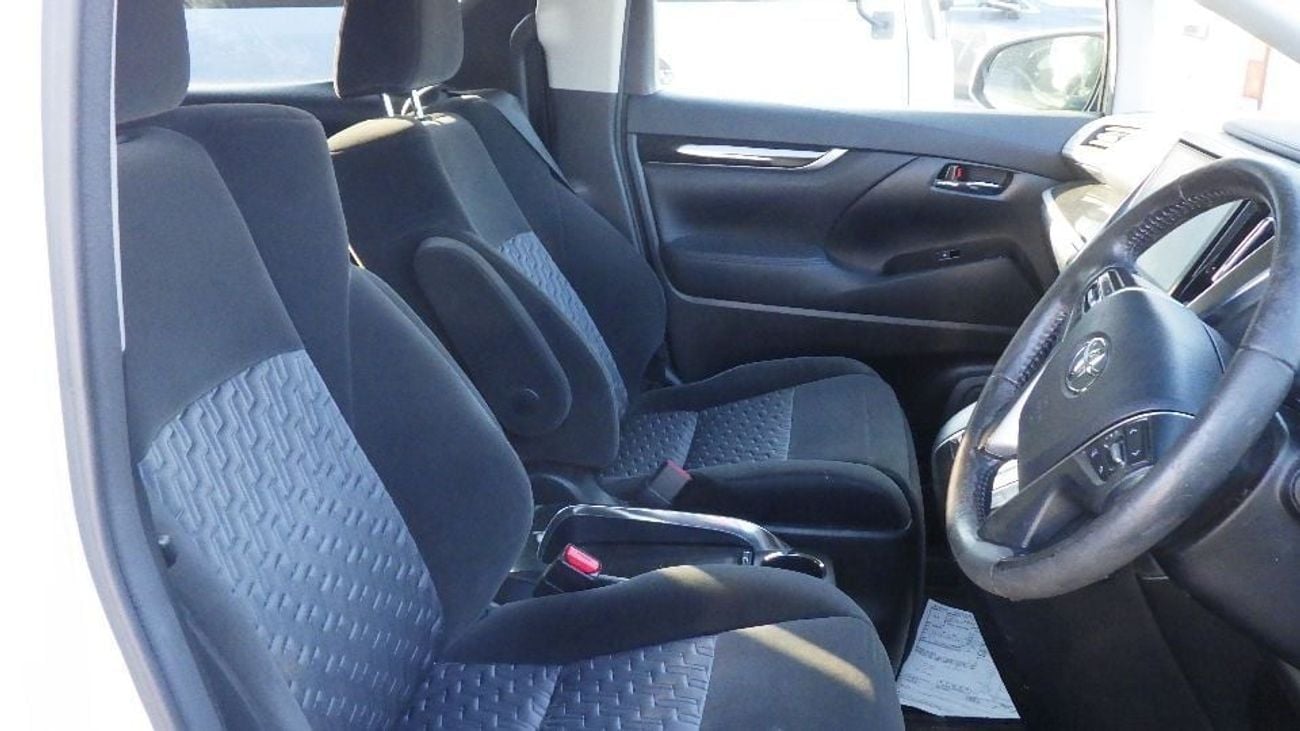 تويوتا ألفارد 2.5L V4 PETROL / DVD / PARKING SENSOR / 2015/S A PKG/AGH30W