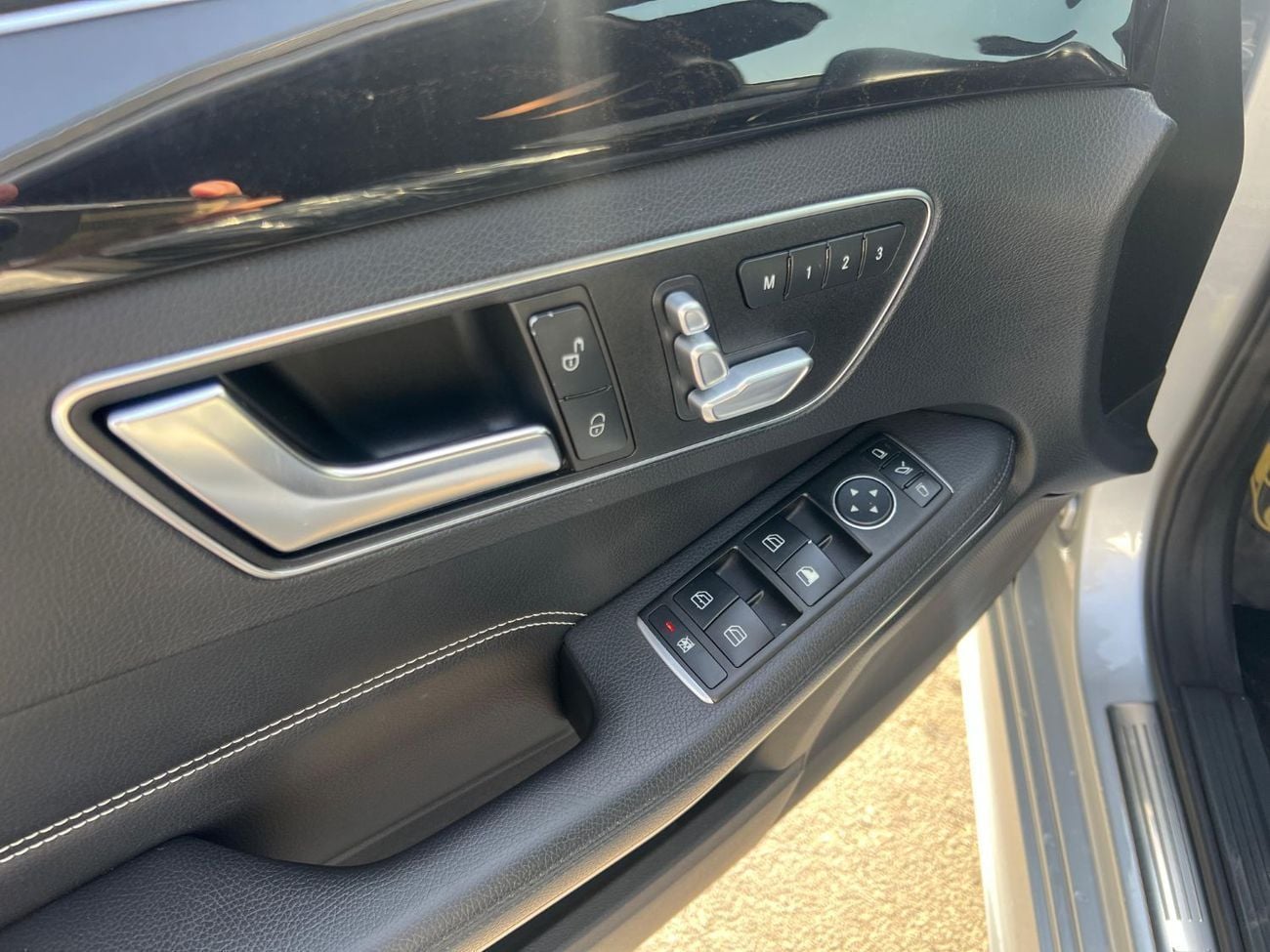 مرسيدس بنز E300 AVANTGARDE SPORT MERCEDES BENZ - E300 - CAR IS WITH NUMBER PLATE - MODEL 2016 - 107889KM