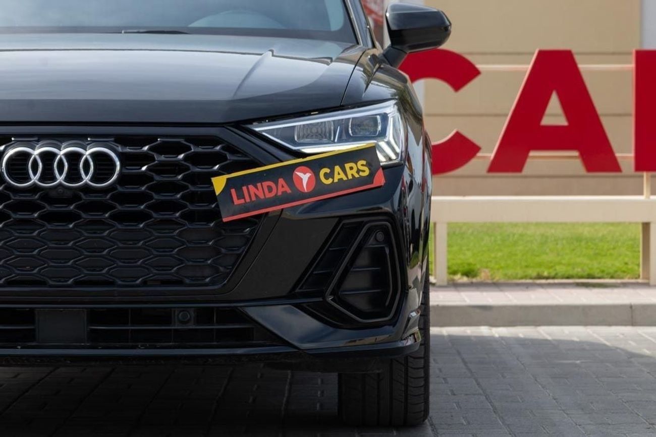 Audi Q3 40 TFSI quattro S Line 2.0L SUV