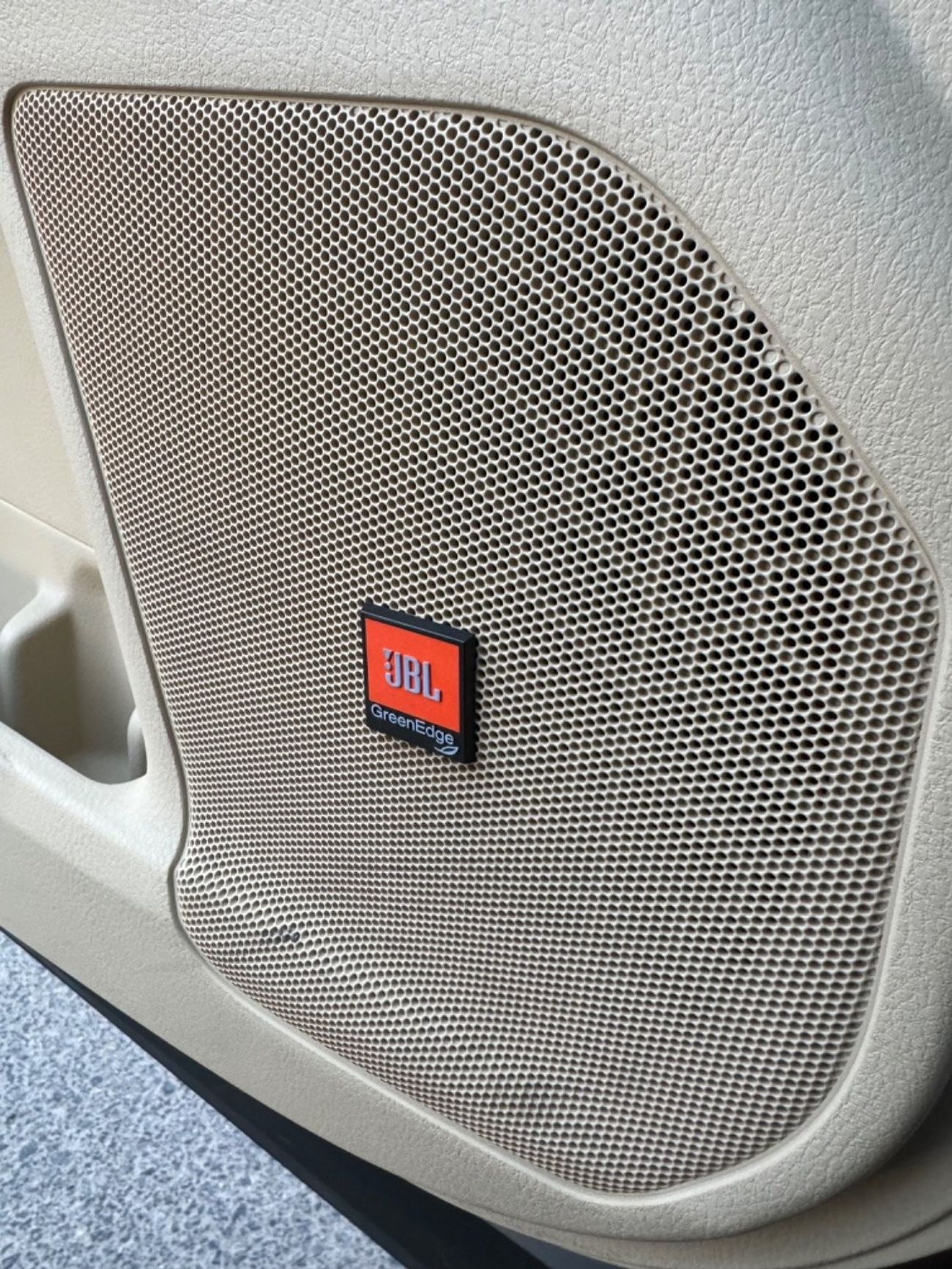 Toyota Highlander 2018 LIMITED EDITION 4x4 LOW MILEAGE FULL OPTION USA IMPORTED