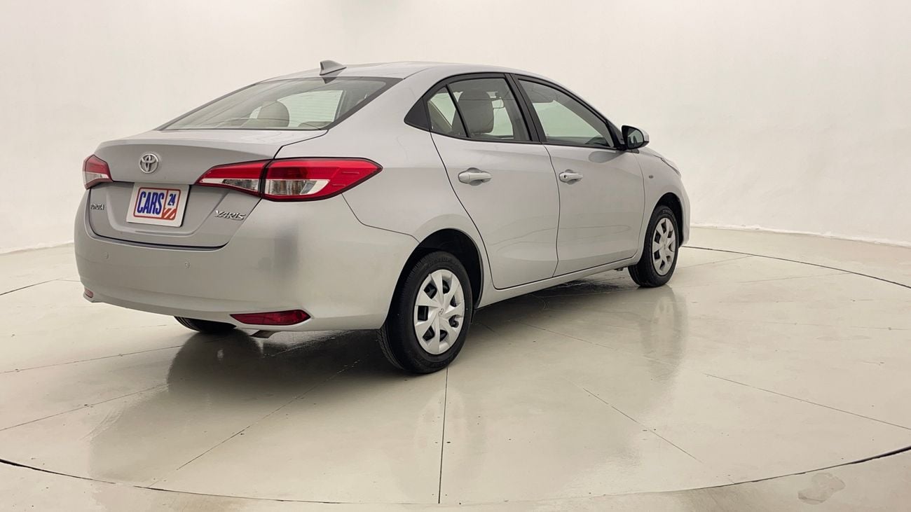 تويوتا يارس E 1.5 | بدون دفعة مقدمة | اختبار القيادة في المنزل