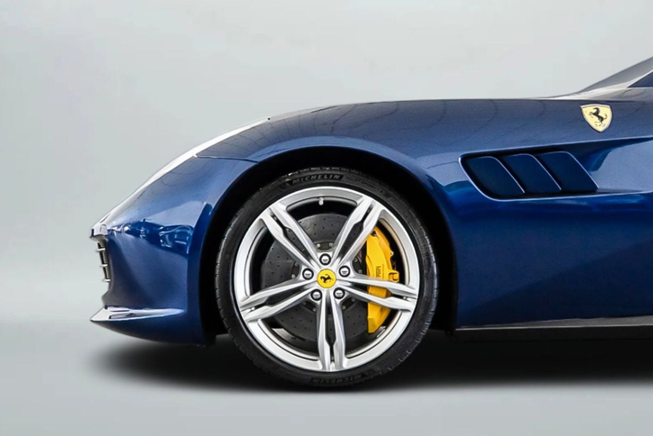 Ferrari GTC4 LUSSO