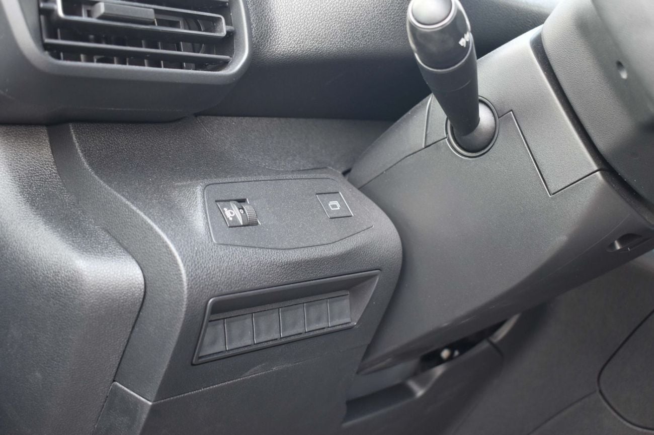 بيجو بارتنر STANDARD Peugeot Partner  Van 1.6L M/T, petrol- 2025