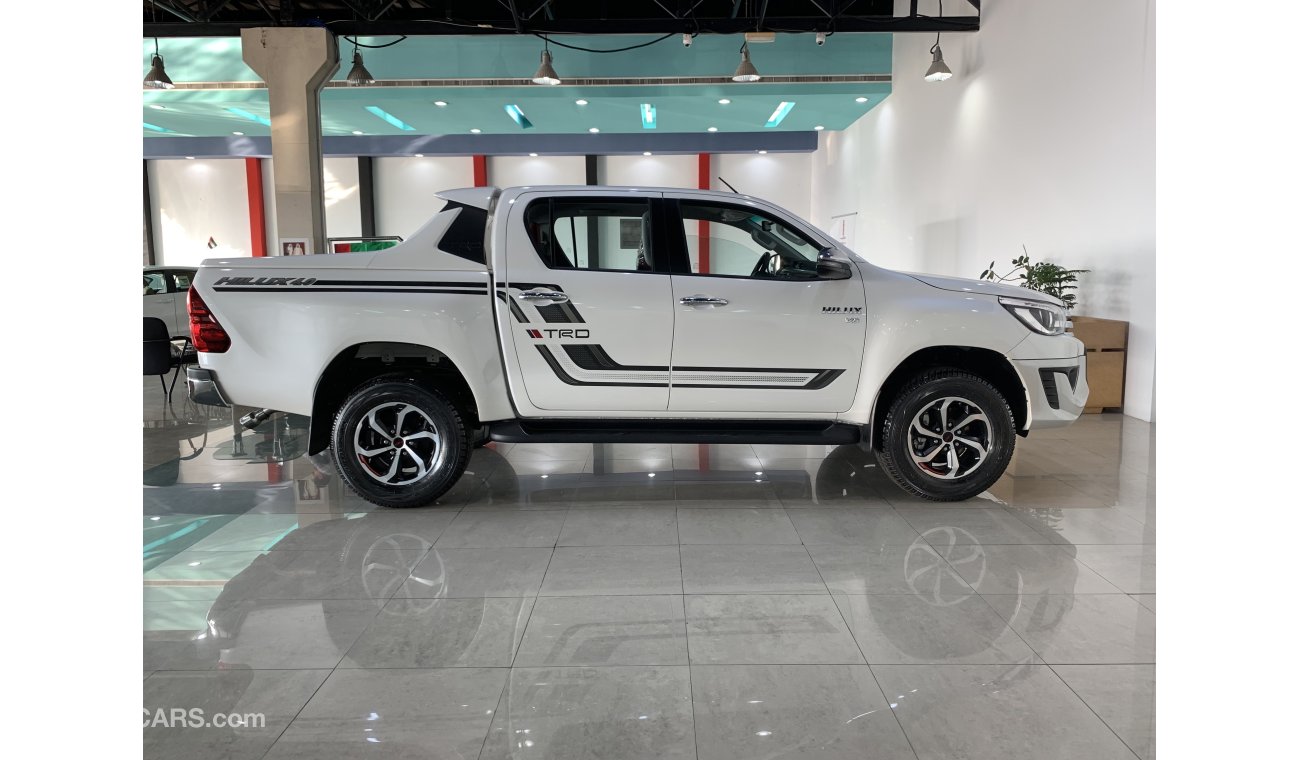 Toyota Hilux 4.0 V6 Full Option TRD (Local Registration ) Ramadan Offer!!