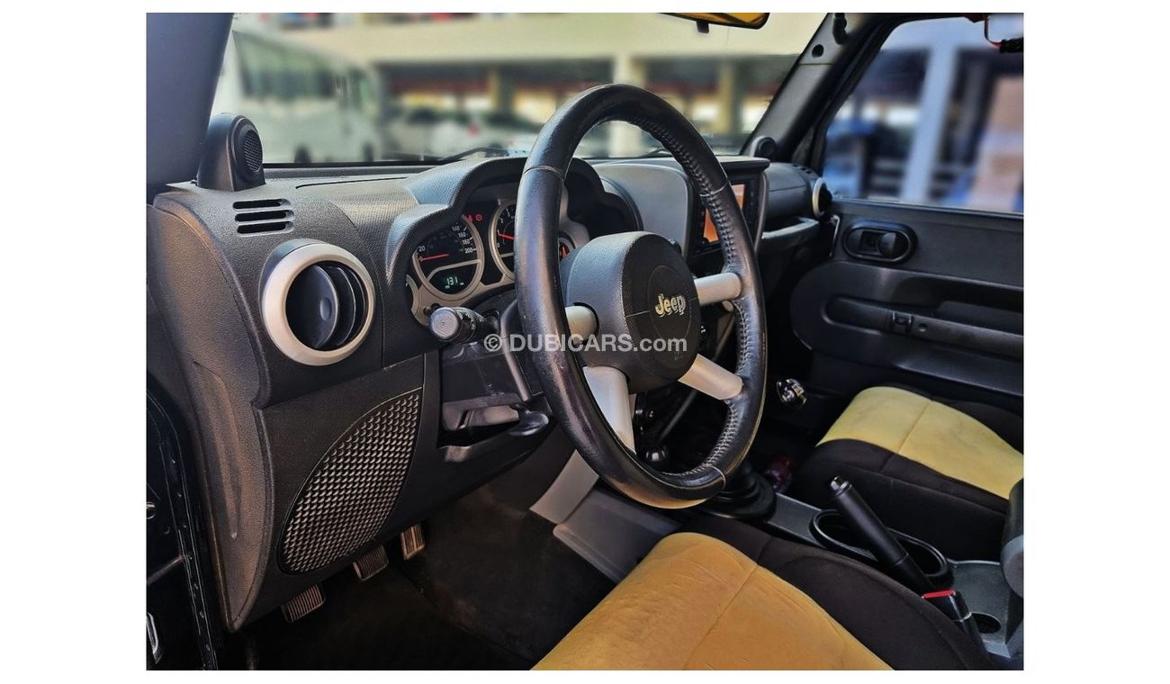 Jeep Wrangler Sahara-3.8L-Manual Transmission-Perfect Condition - Original Paint