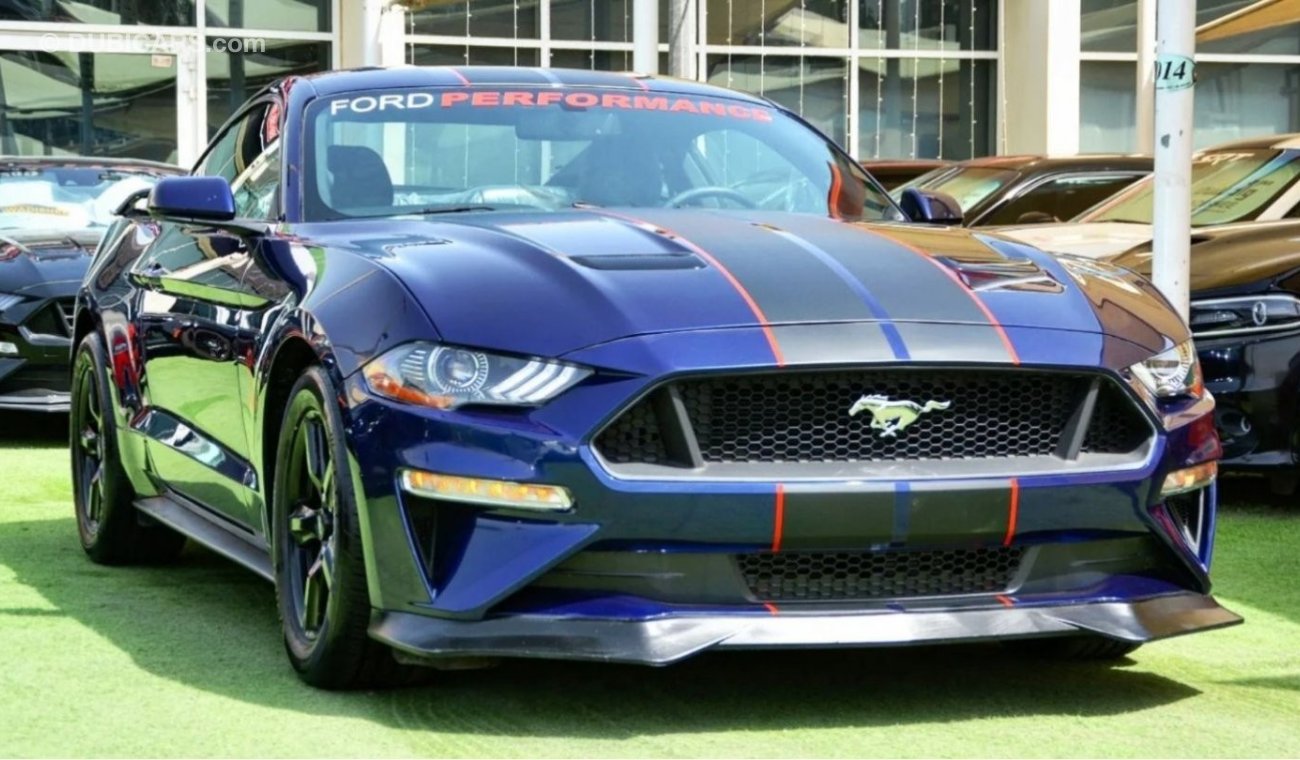 Ford Mustang EcoBoost SOLD!!!!*LOW MILES* Mustang V4 Turbo 2018/Leather Interior/Very Good Condition