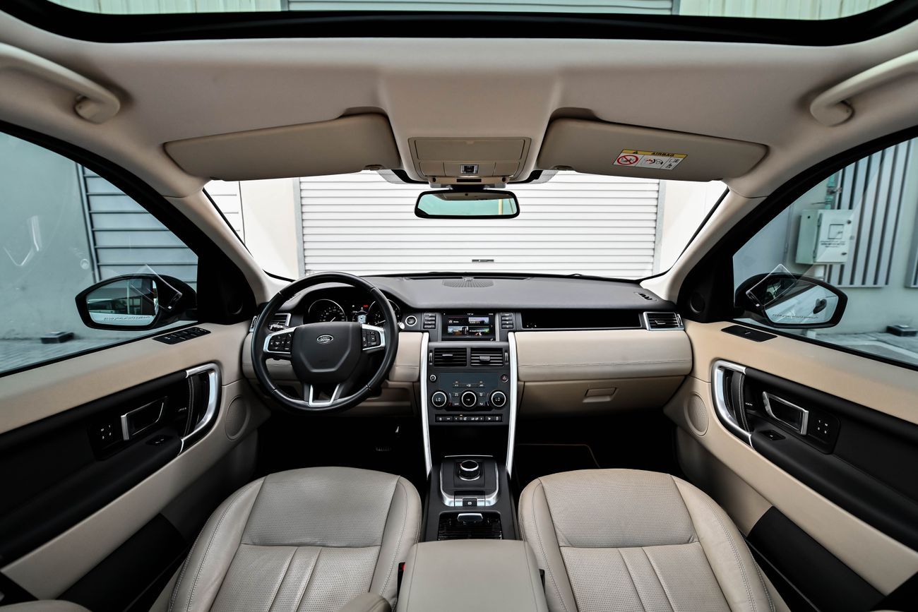 Land Rover Discovery Sport HSE Luxury | 3,033 P.M | 0% Downpayment | Magnificient Condition!