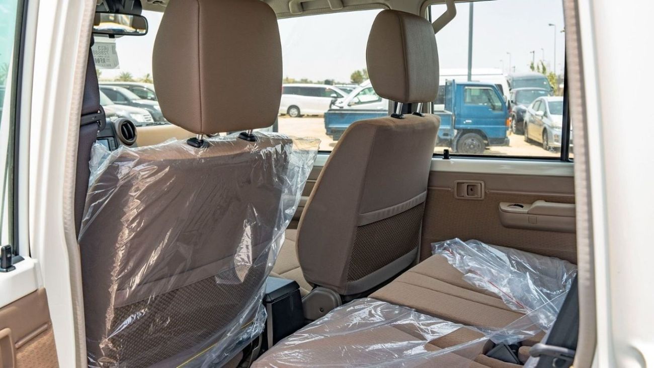 تويوتا لاند كروزر 70 2024 Toyota LC76 4.0L petrol MT Full option