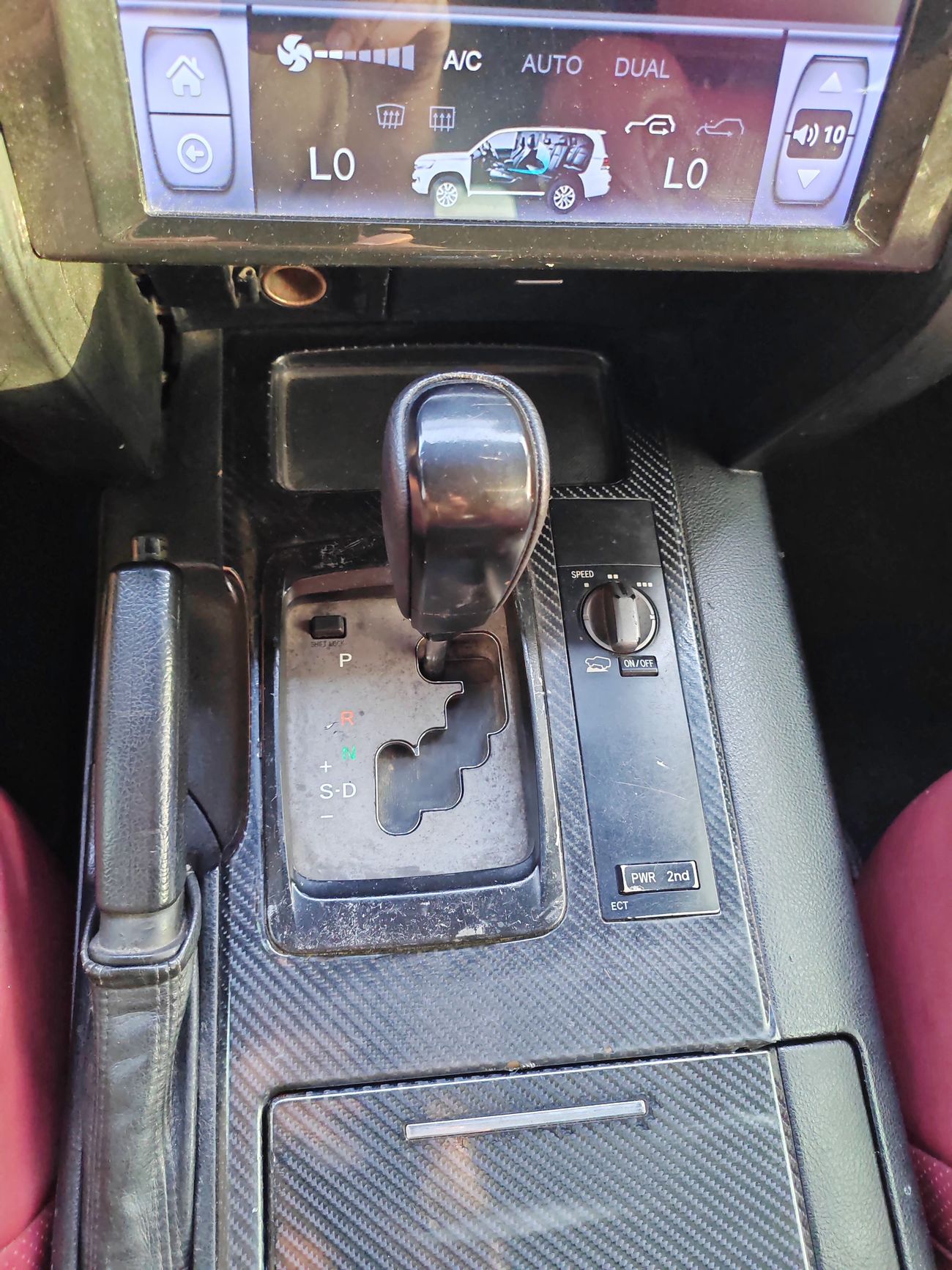 تويوتا لاند كروزر V8 GCC