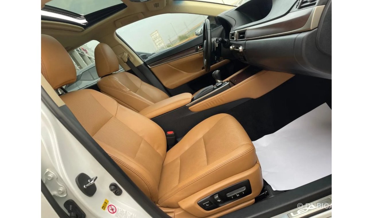 Lexus GS350 Premier لكزس GS 350   موديل 2014 وارد امريكا اوراق جمارك  فول اوبشن  داخل زعفراني وكالة  بحال ممتازة
