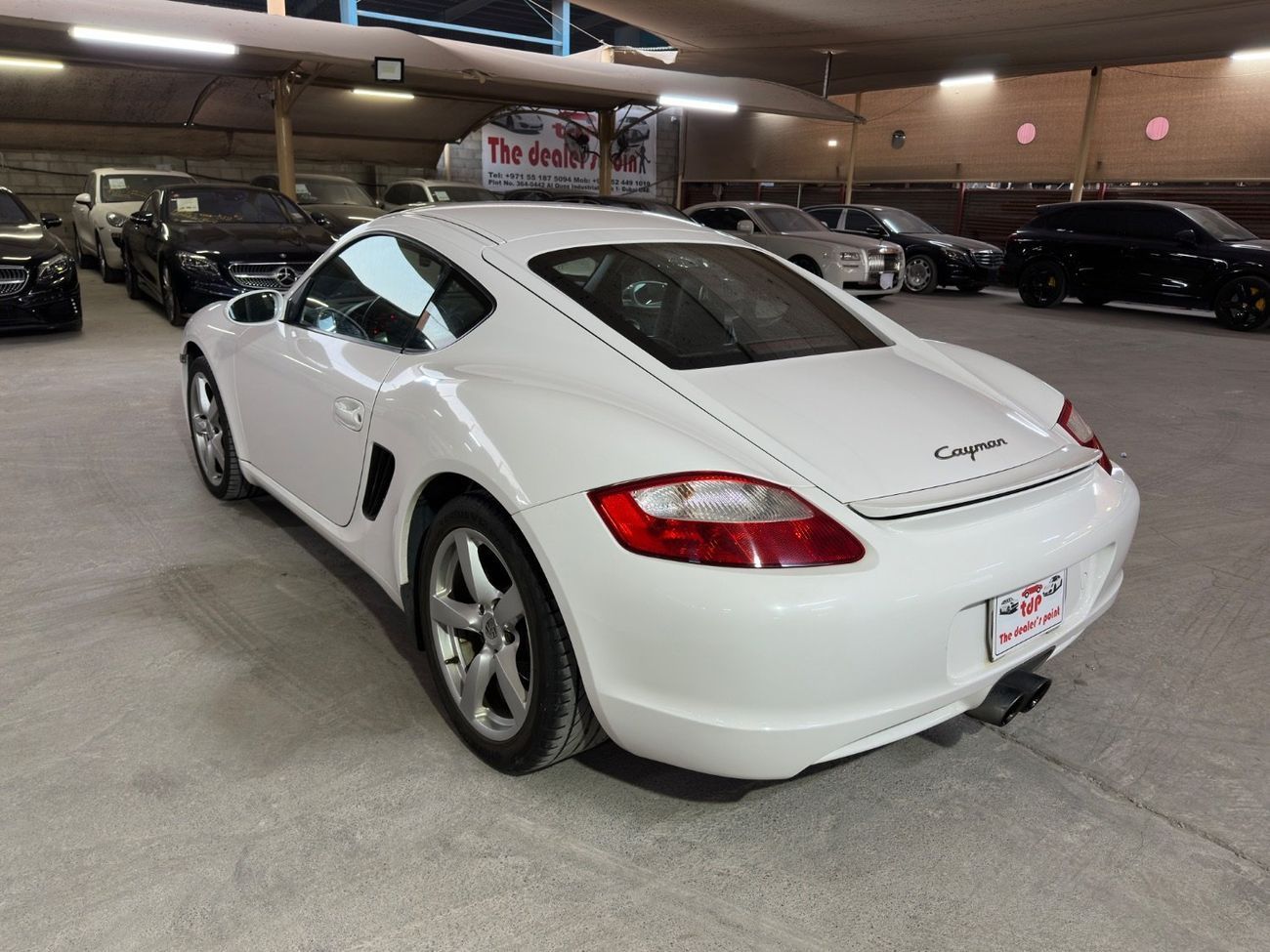 بورش كايمان PORSCHE CAYMAN 2008 2.7L | MANUAL TRANSMISSION | SPORTS STEERING WHEEL | HALF LEATHER SEATS