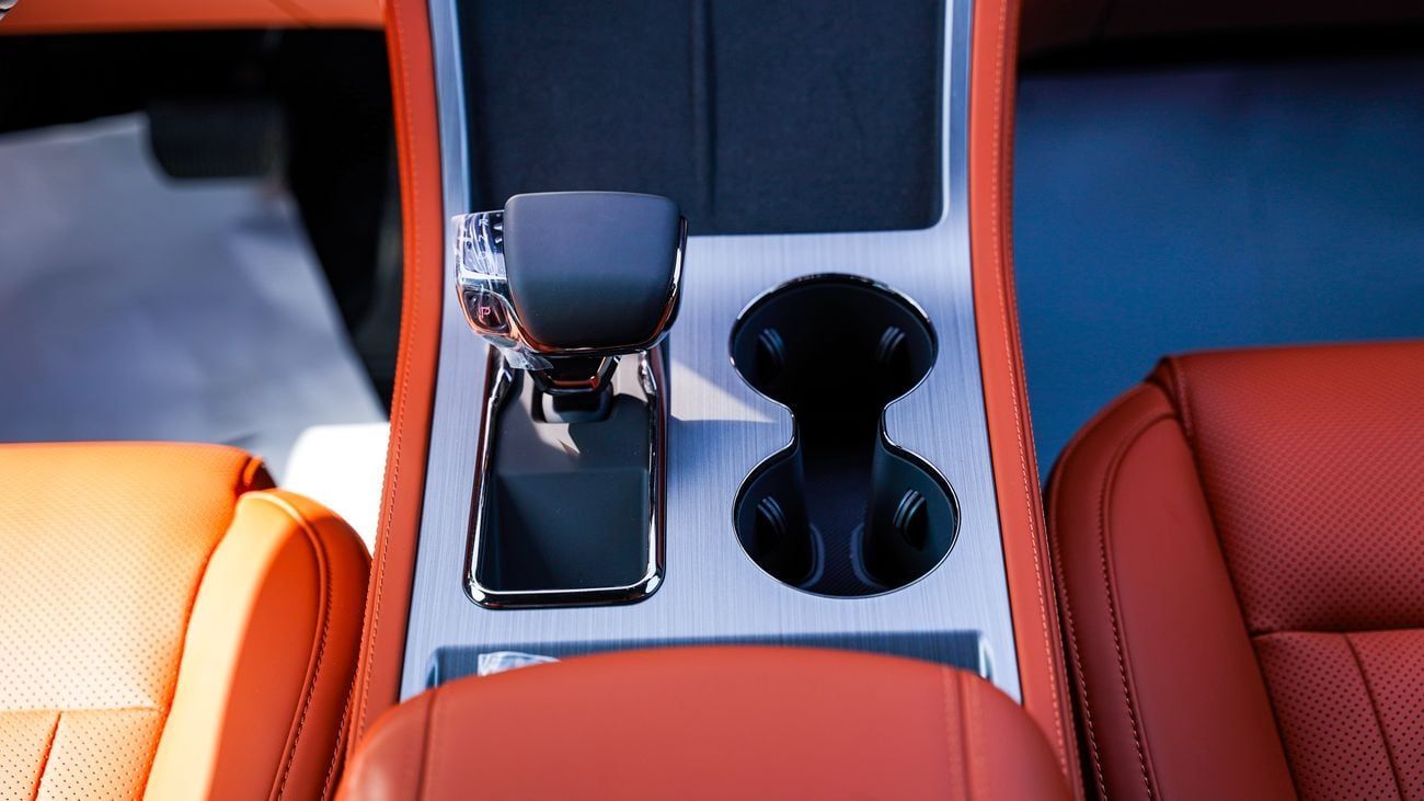 ROX 01 ROX 01 - 7 Seats - 2026 Brand New With EVS Warranty