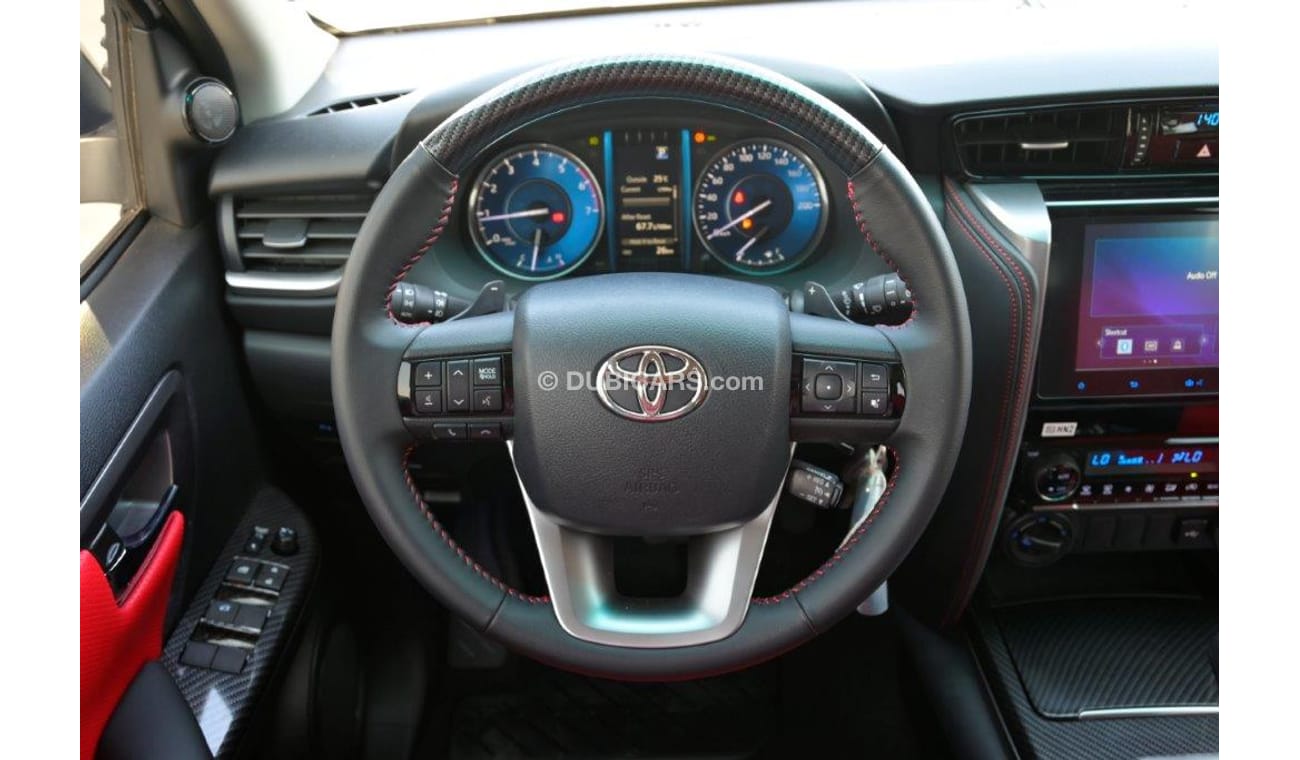 تويوتا فورتونر Legender