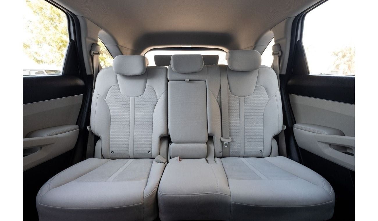 Kia Sorento Base 2.4L FWD Kia Sorento 2023 GCC under Agency Warranty with Flexible Down-Payment.