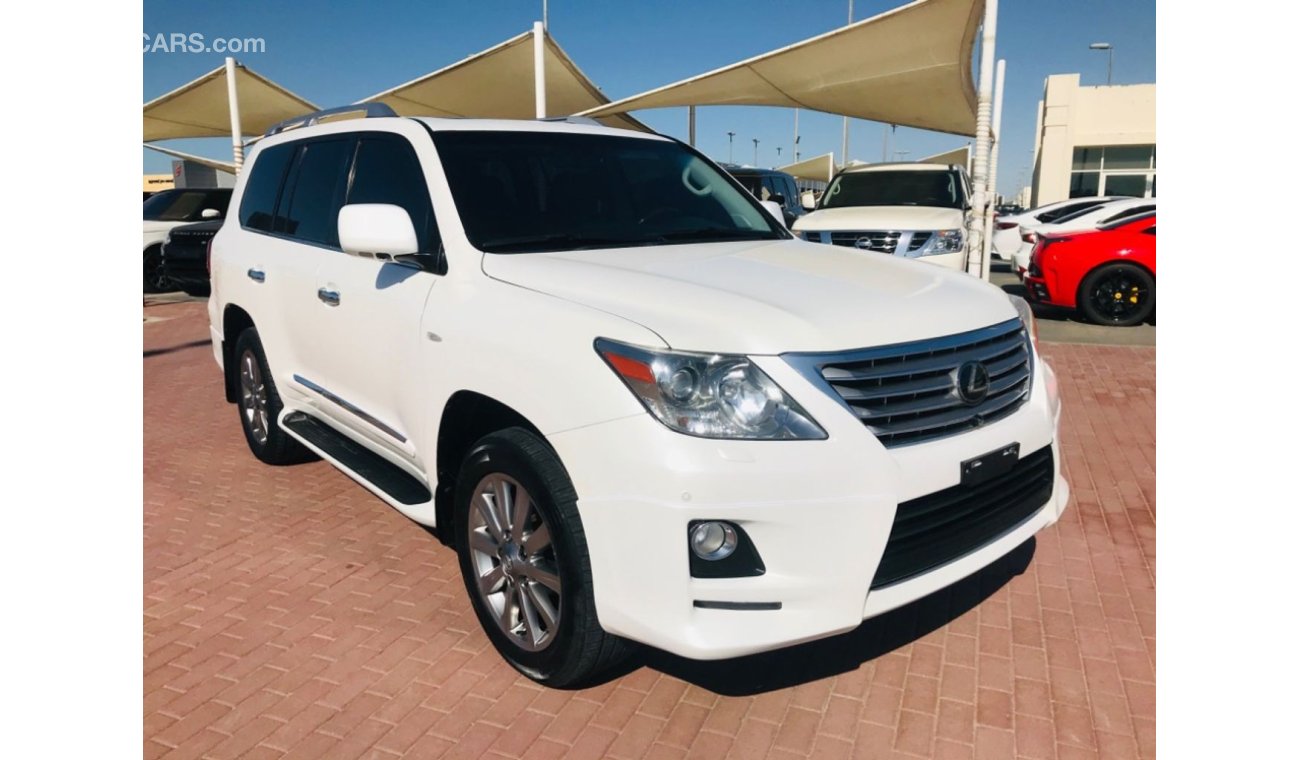 Lexus LX570