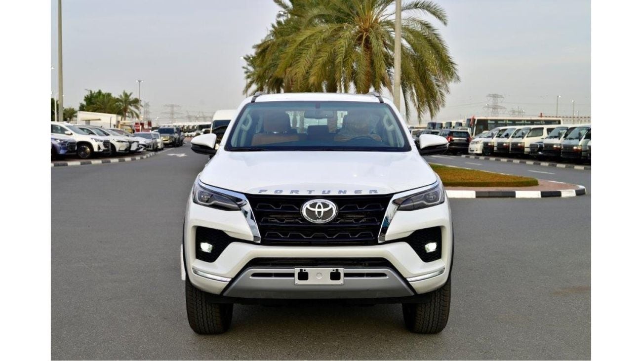 تويوتا فورتونر 2.8L Diesel 4WD 7 Seater Automatic