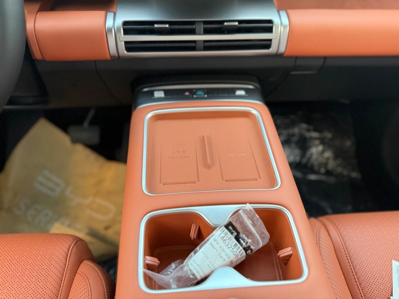 بي واي دي ليوبارد تيتانيوم 7 190KM RANGE 4WD ULTRA 1.5L PLUG-IN HYBRIDFOR LOCAL