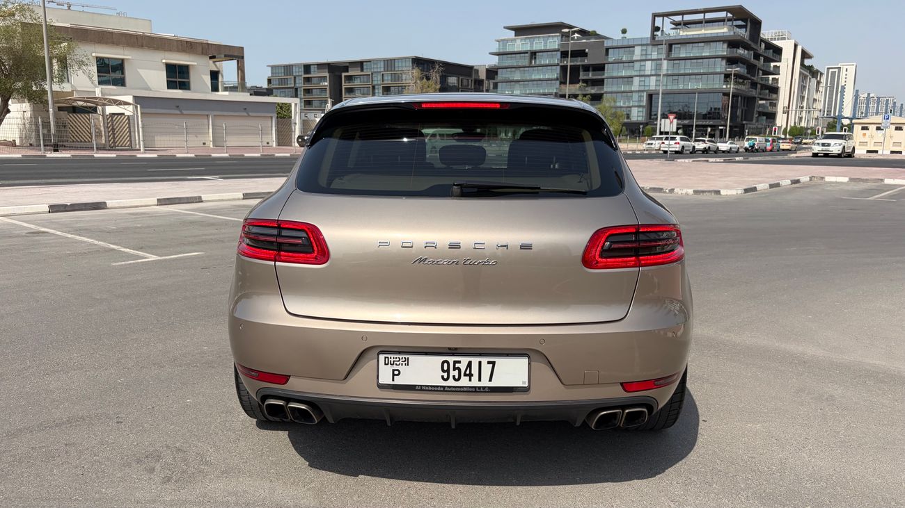 Porsche Macan Turbo