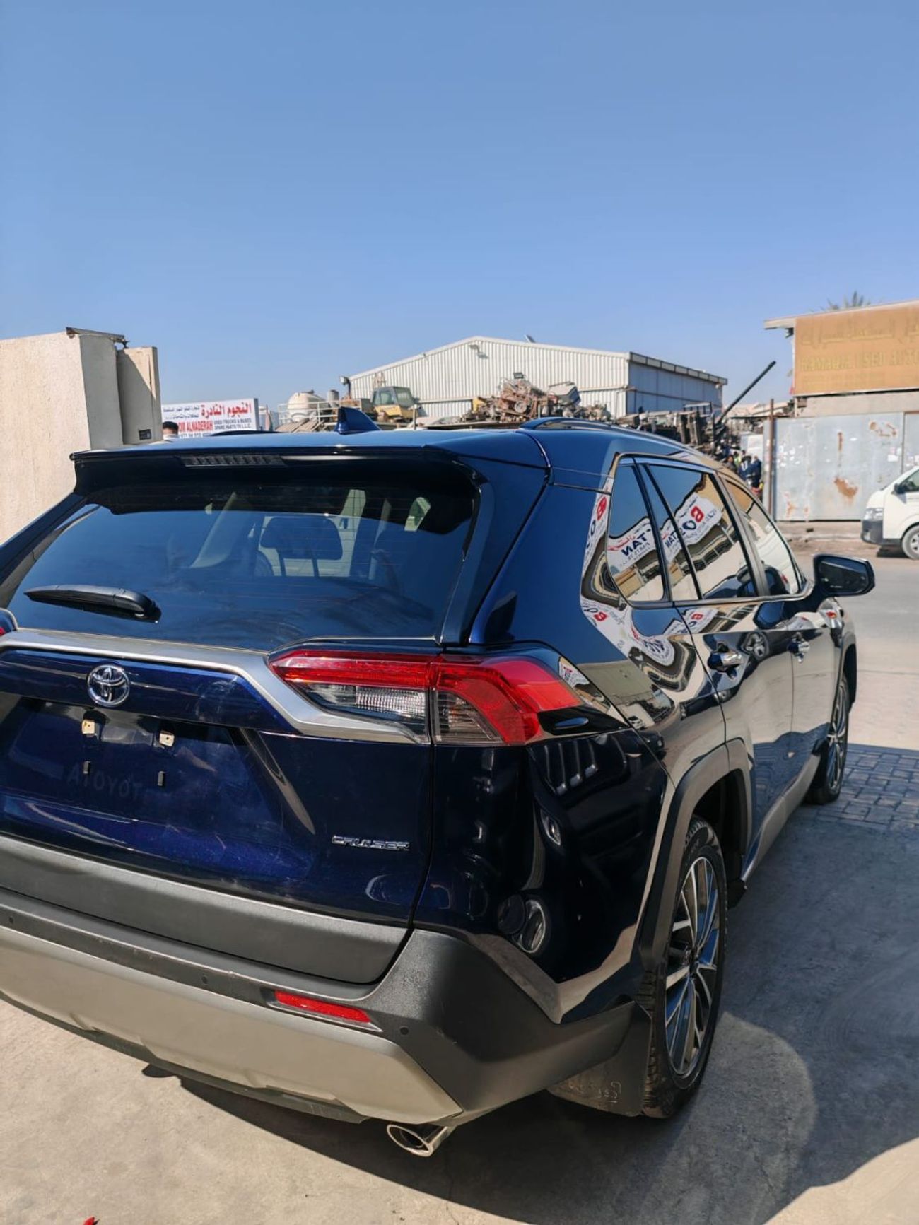 Toyota RAV4 2.5L (2WD) VX