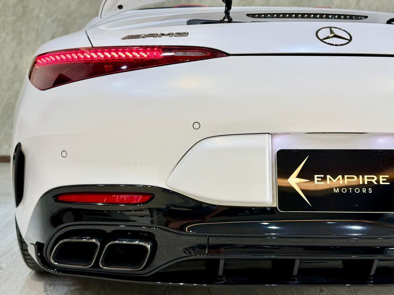 مرسيدس بنز SL 63 AMG Roadster SE Performance