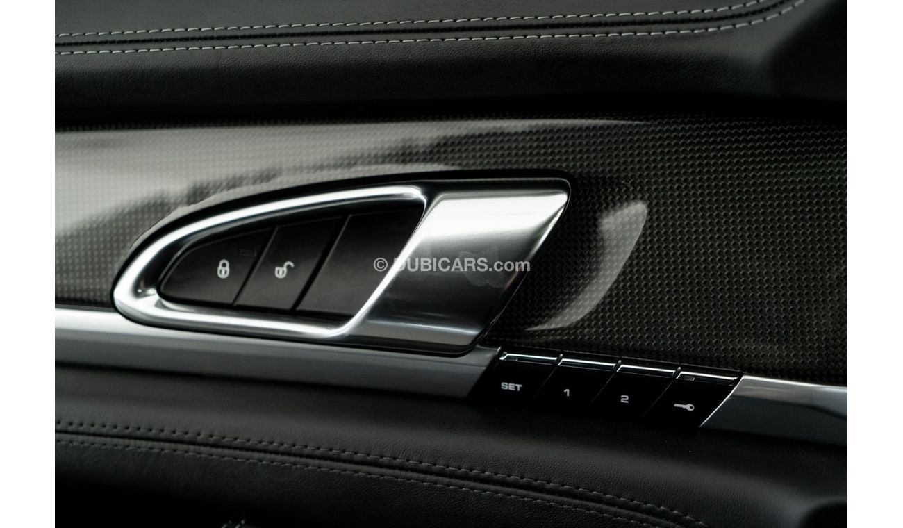 Porsche Panamera 2014 Porsche Panamera GTS / High Option / Sport Chrono Package & Sports Exhaust