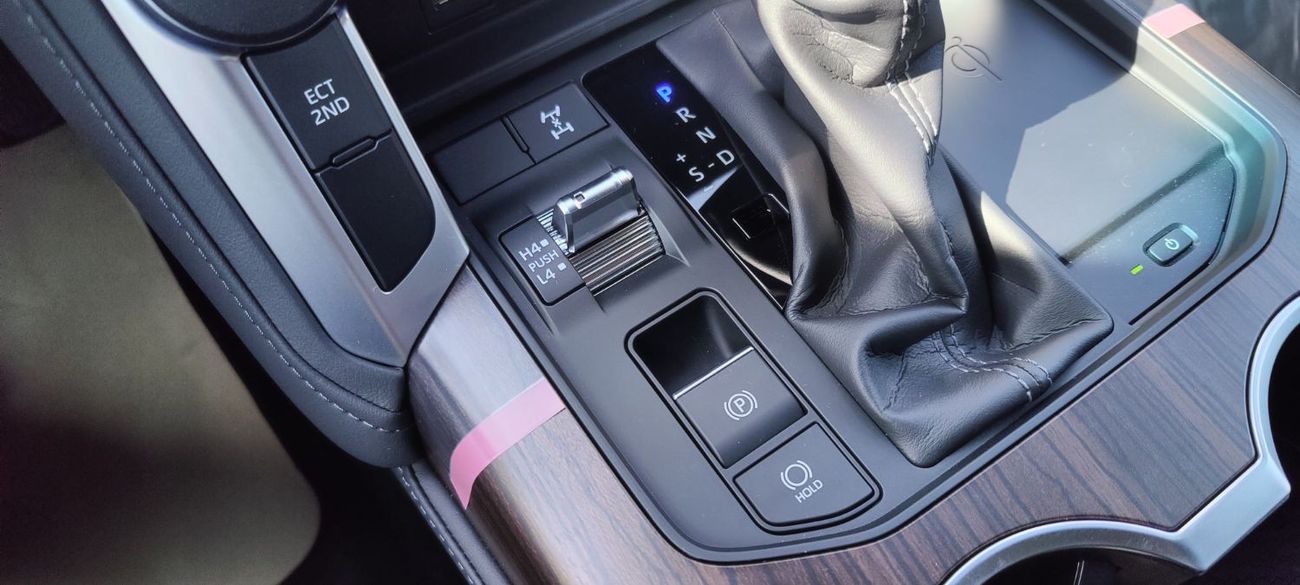 Toyota Land Cruiser Landcruiser 4.0Ltr GXR BLACK-BLACK INTERIOR