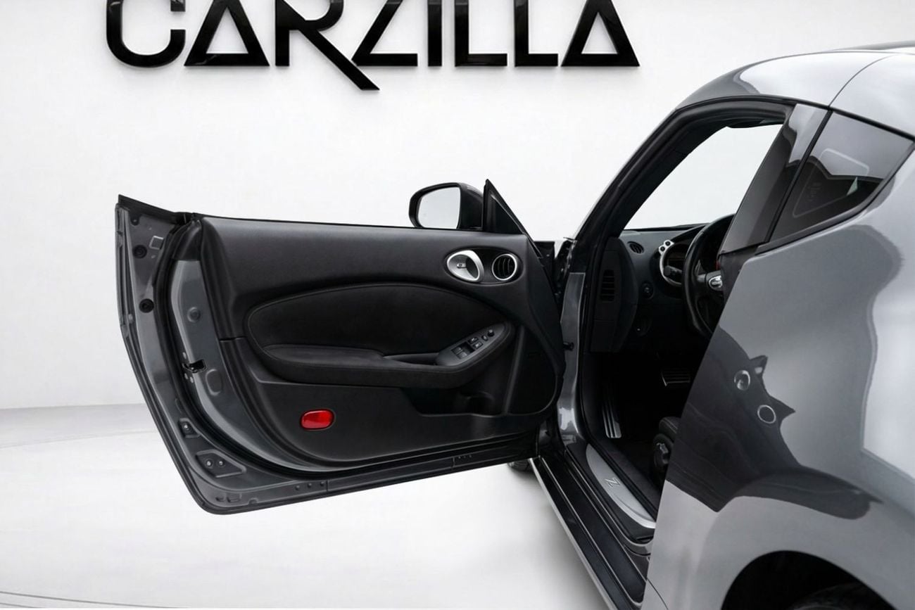 Nissan 370Z Std 3.7L (328 HP) A/T AED 2,456 P.M l 0% Downpayment l 370Z l 1 Owner l Excellent Condition